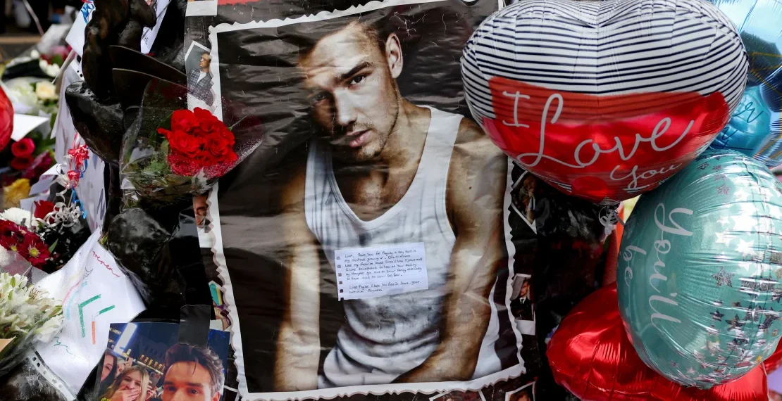 Liam Payne fans gather in great crowds to pay tribute in London’s Hyde Park