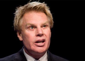 Sex Scandals and NDAs: Federal Charges Rock Former Abercrombie CEO Mike Jeffries