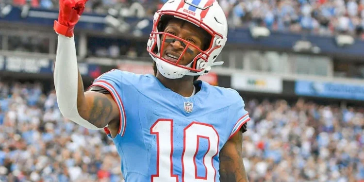 DeAndre Hopkins Trade Propels Chiefs to Super Bowl Favorites, Surpassing AFC Rivals in Projections