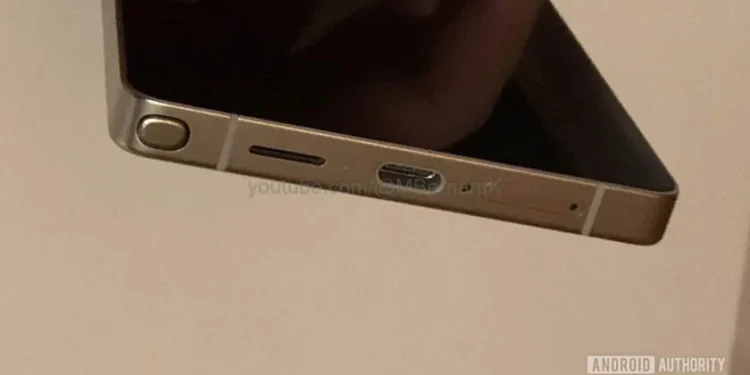 First Look at Samsung Galaxy S25 Ultra: Design, Features, and One UI 7 Insights