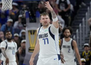 John Collins’ Dunk Secures Jazz Victory Over Mavericks in Thrilling Finish