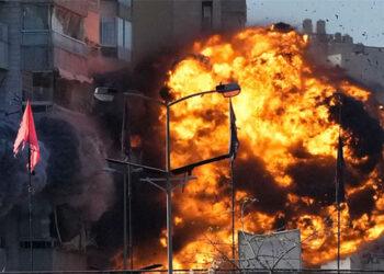 The Moment a Bomb Struck Beirut: An AP Photographer’s Harrowing Capture