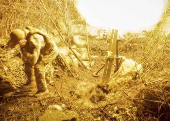 Russia Launches Intercontinental Ballistic Missile at Ukraine Amid Escalating Conflict