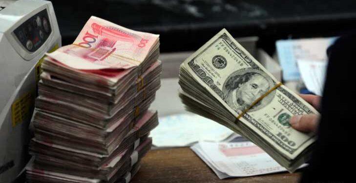 Chinese Yuan Poised for Record Lows Amid Rising U.S. Tariff Threats