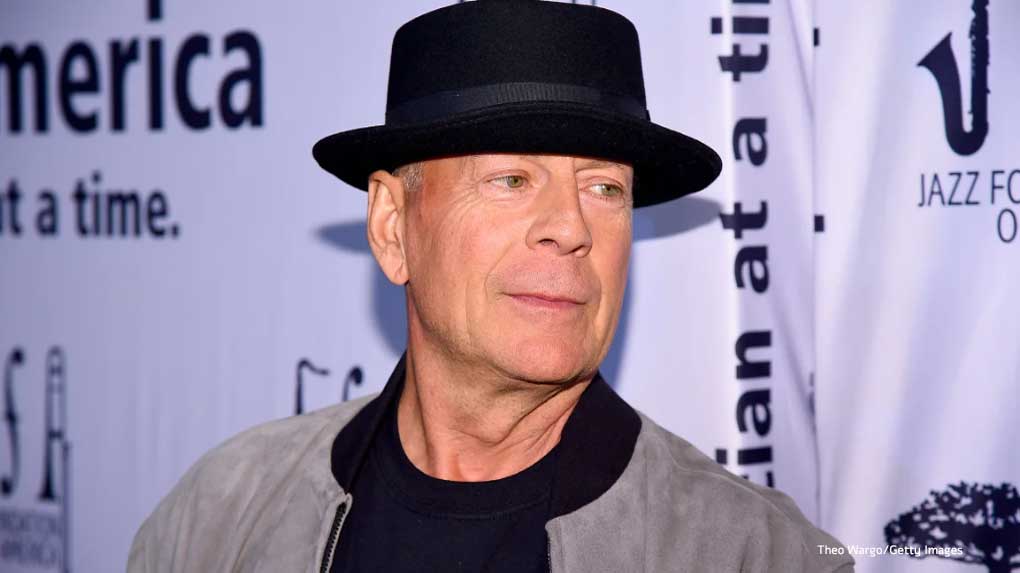 Bruce Willis Enjoys Thanksgiving with Family in Heartwarming Photos