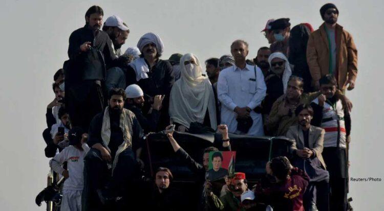 Bushra Bibi Leads Protest for Imran Khan’s Release, But Disappears Mysteriously