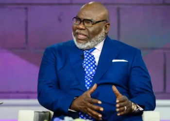 Bishop T.D. Jakes Suffers Health Scare Mid-Sermon at The Potter’s House