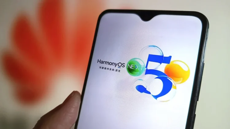Breaking Free: How Huawei’s HarmonyOS is Changing the Smartphone Game