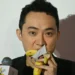 Crypto Tycoon Eats $6.2M Banana Artwork at Press Conference