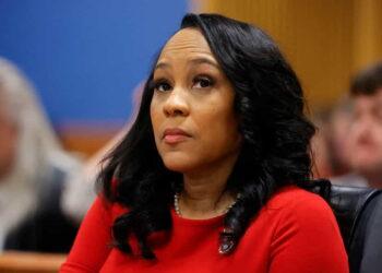 Legal Ruling Bars DA Fani Willis from Trump Election Inquiry - Alex Slitz / AFP - Getty Images pool