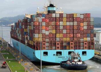 Trump Slams Panama for High Canal Fees, Eyes U.S. Control - Photograph: Enea Lebrun/Reuters