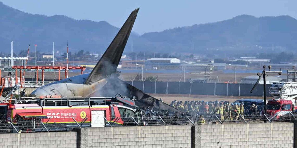 85 Dead in Jeju Air Crash: A Nation Grapples with Loss - Yonhap News Agency/Reuters
