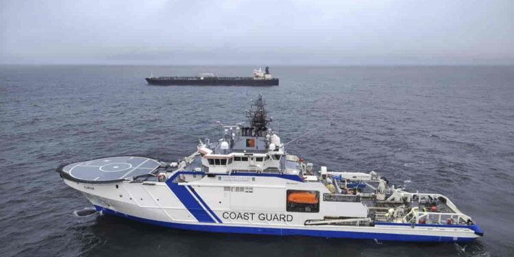 Suspicious Ship Linked to Russia Investigated Over Baltic Cable Sabotage - Rajavartiosto via AP