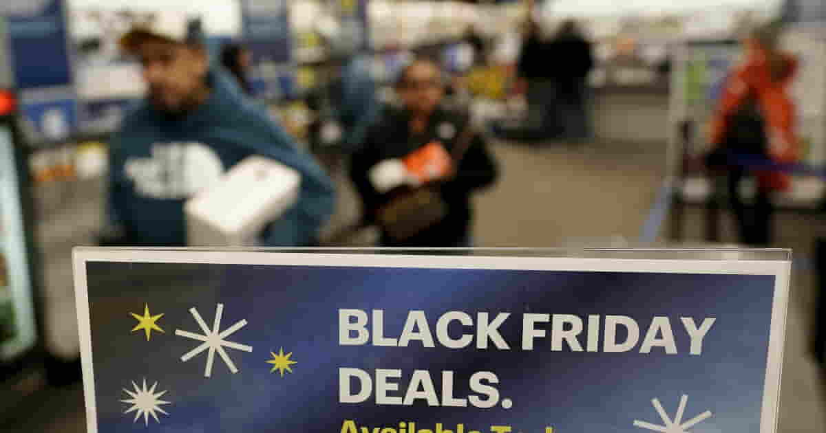 Black Friday Online Shopping Surges to $10.8 Billion: Key Trends and Top Sellers