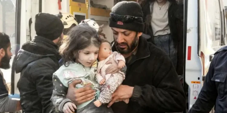 Russian Strikes Target Syrian Rebels as Fighting Escalates in Aleppo