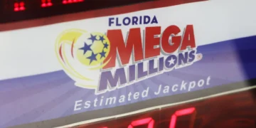 Christmas Eve Mega Millions Jackpot Nears $1 Billion: Are You Feeling Lucky? - Jakub Porzycki/NurPhoto/Getty Image/File
