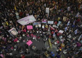 Families and Survivors Demand Action: Protests for Hostages Held in Gaza