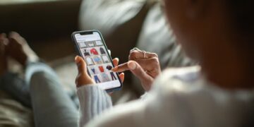 Shoppers Spend $10.8 Billion Online This Black Friday, Driven by Toys and Electronics