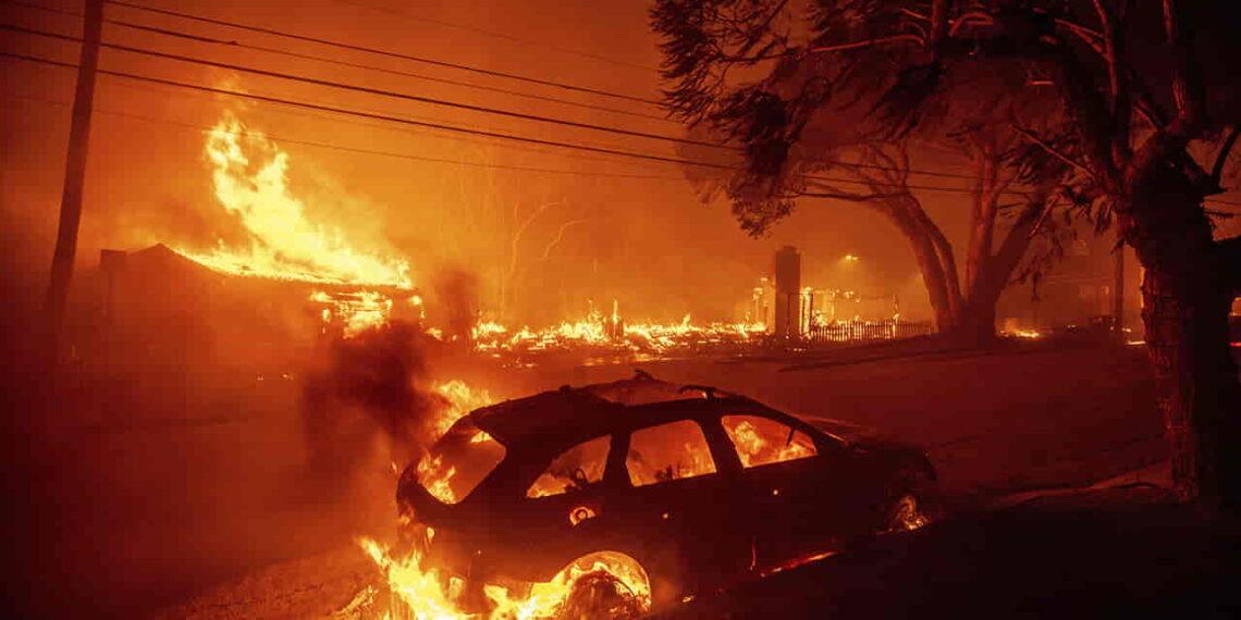 Sylmar Fire Erupts, Prompts Urgent Evacuation Orders - Ethan Swope / Credit: AP