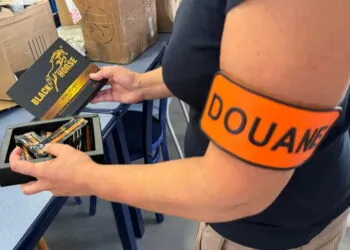 Illegal ‘Aphrodisiac Honey’ Seized in France Amid Health Concerns - Douanes Francaises/AFP/Getty Images