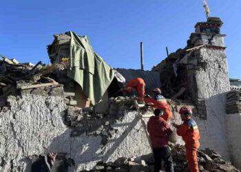 7.1-Magnitude Quake Strikes Tibet, Tremors Felt Across Nepal - Xinhua/AP