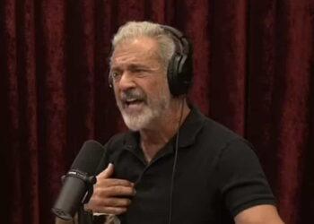 Can Animal Medications Treat Cancer? Mel Gibson Shares His Belief - TheJoeRoganExperience/Video/Photo