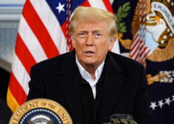 Military Shake-Up: DEI Policies to End, Troops Reinstated After Vaccine Disputes - Leah Millis/REUTERS