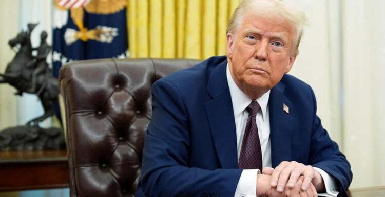 Trump’s Federal Workforce Overhaul: Buyouts and Return to Office - Yuri Gripas/Abaca/Bloomberg via Getty Images