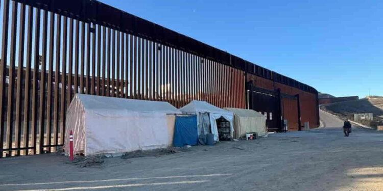 Families in Limbo: The Human Cost of Border Crackdowns - BBC Photo
