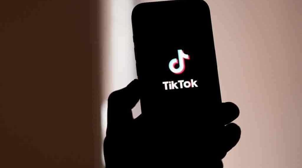 Supreme Court Allows TikTok Ban, Leaving Biden and Trump to Decide Its Fate - Asanka Ratnayake/Getty Images