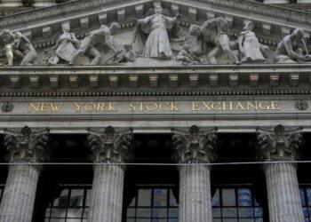 $590 Billion Lost: How DeepSeek Shook Nvidia and Tech Sector - Julia Demaree Nikhinson/AP Photo