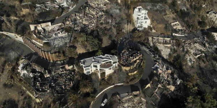 LA Wildfire Survivors Confront Toxic Cleanup and Landslide Risks Before Going Home - AP Photo/Jae C. Hong