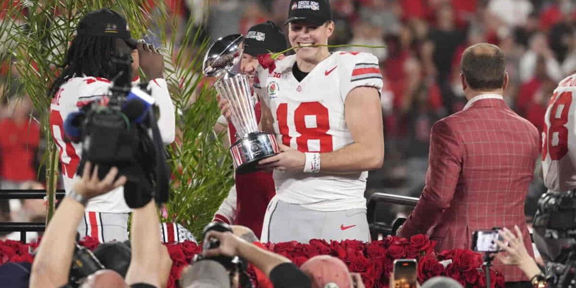 Buckeyes Secure Spot in CFP with 41-21 Rose Bowl Victory Over Oregon - AP Photo/Mark J. Terril