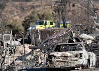 L.A. Fires Update: Firefighters Gain Ground, but Residents are Left Waiting- Myung J. Chun / Los Angeles Times