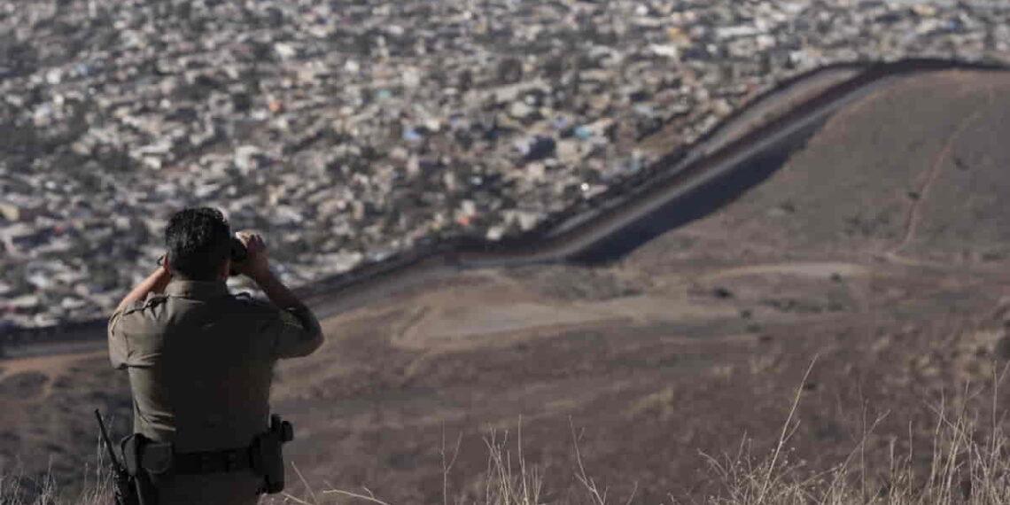 Border Patrol Faces New Challenges Amid Trump's Emergency Declaration - Gregory Bull/AP Photo