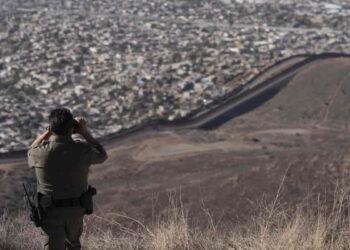 Border Patrol Faces New Challenges Amid Trump's Emergency Declaration - Gregory Bull/AP Photo