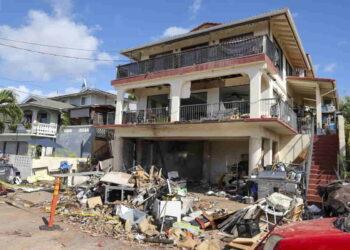 Honolulu Fireworks Mishap Kills 3, Injures More Than 20 People - AP Photo/Marco Garcia