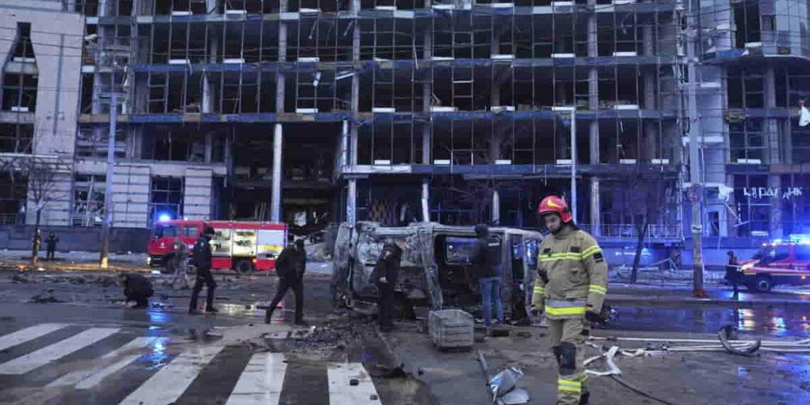 Russian Missiles Kill 3 in Kyiv, While Ukrainian Drones Set Fires in Russia - Efrem Lukatsky/AP Photo