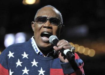Sam Moore, Rock & Roll Hall of Fame Inductee, Dies at 89 - Owen Sweeney/Invision/AP File