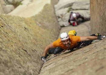 The Inspiring Story of a Blind Climber’s 500-Foot Ascent - BritRock Films
