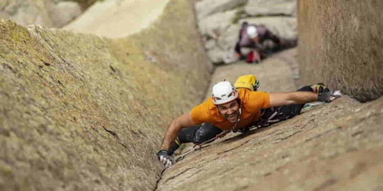The Inspiring Story of a Blind Climber’s 500-Foot Ascent - BritRock Films