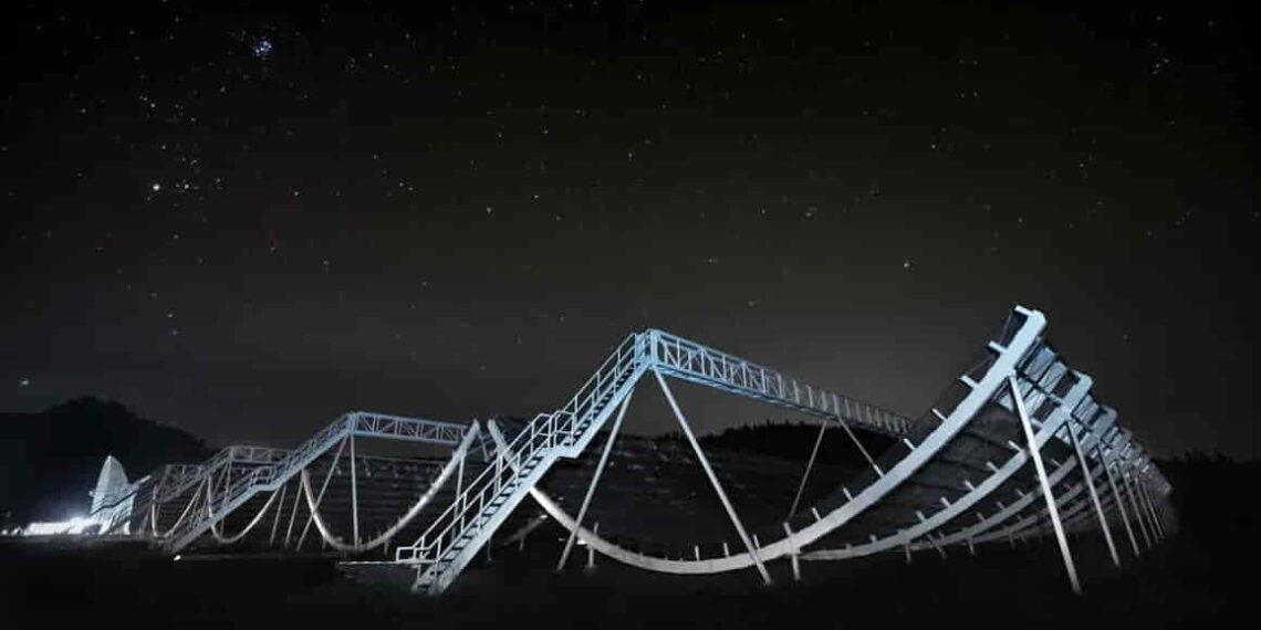 New Discoveries Shed Light on the Cosmic Origins of Fast Radio Bursts - Andre Recnik/Dunlap Institute for Astronomy & Astrophysics; University of Toronto
