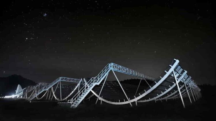 New Discoveries Shed Light on the Cosmic Origins of Fast Radio Bursts - Andre Recnik/Dunlap Institute for Astronomy & Astrophysics; University of Toronto