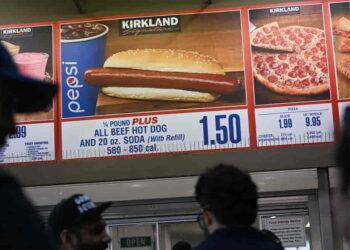Coca-Cola Is Coming Back to Costco’s $1.50 Hot Dog Deal - Patrick T. Fallon/AFP/Getty Images via CNN Photo