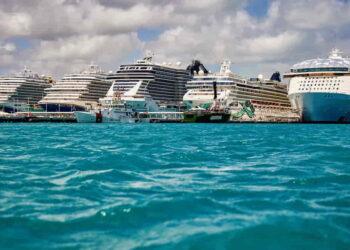 CDC Reports Highest Number of Cruise Ship Illnesses in Over Ten Years - Scott McIntyre/Bloomberg/Getty Images/FILE