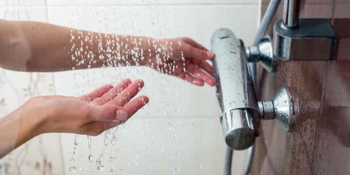 What Happens When You Stop Showering? A Doctor’s 5-Year Experiment