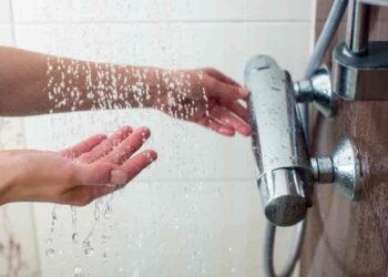 What Happens When You Stop Showering? A Doctor’s 5-Year Experiment