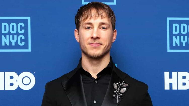 Relearning Intimacy: Ukrainian Soldiers Share Their Stories - Yvonne Tnt/BFA/Shutterstock