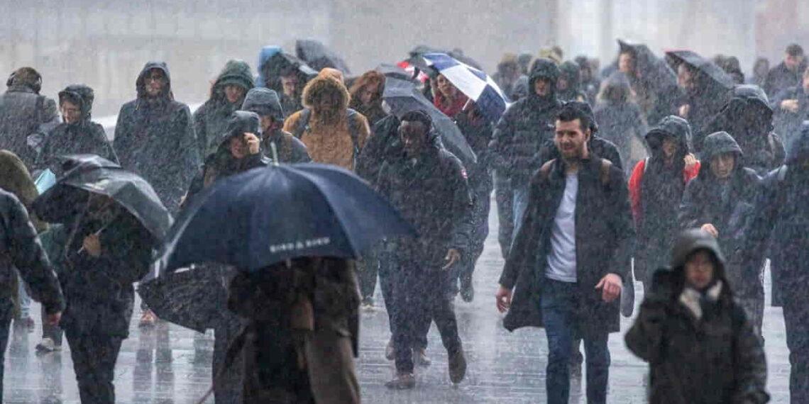 Stay-at-Home Warning Issued as Storm Éowyn Brings Destructive Winds - Marcin Nowak/LNP/Shutterstock