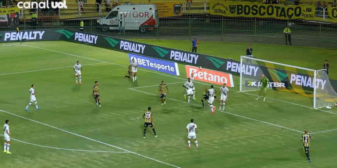 Volta Redonda Upsets Fluminense with Jaw-Dropping Double Bicycle Kick - UOL Esporte/YouTube